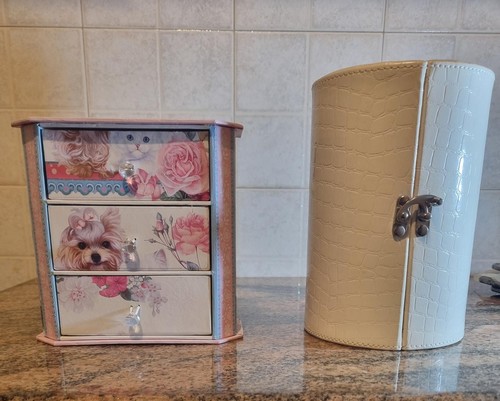 Due Portagioie per bambina/ragazza.